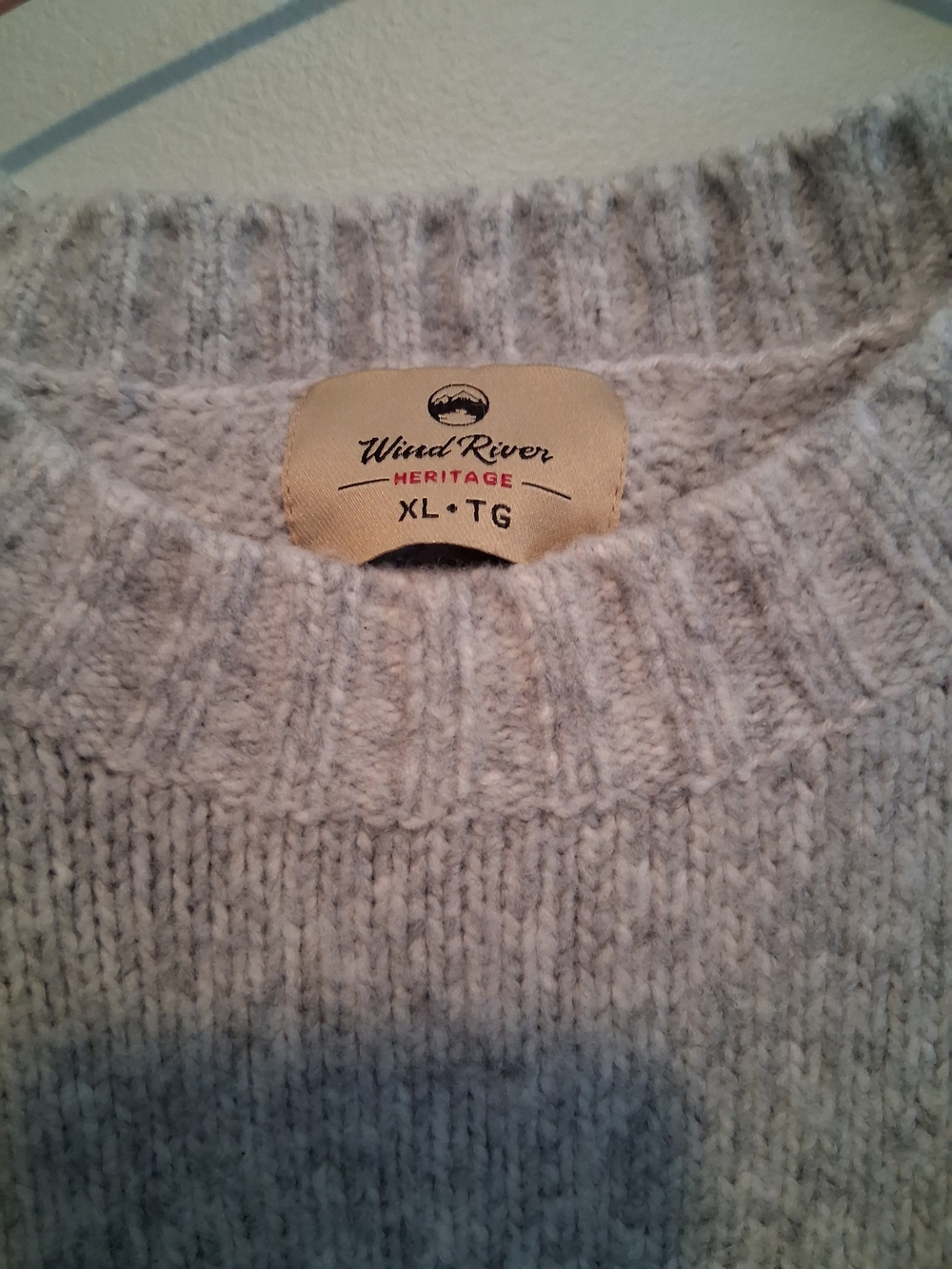 Cozy Women's Gray Snowflake Crewneck Sweater - Picture 3 of 3